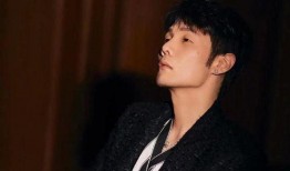 娱乐圈吃瓜成毅是谁呀,他是如何成为热门话题的？